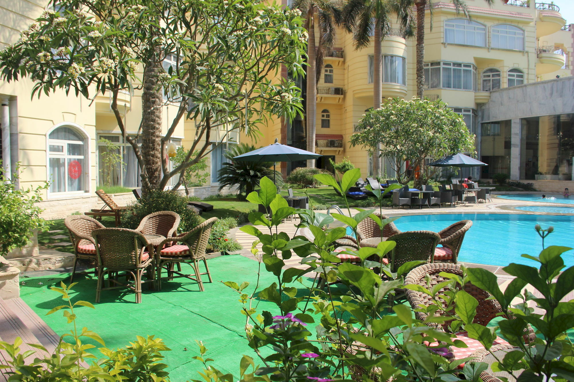 Soluxe Cairo Hotel Kafr Ghatati Exterior photo